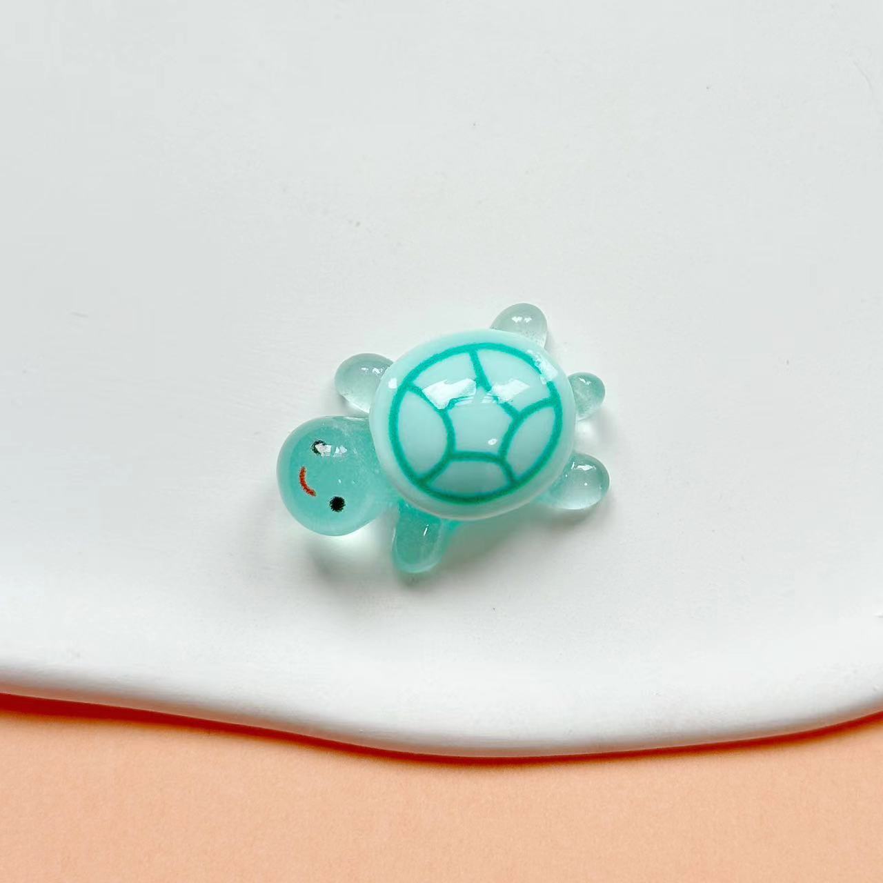 Tapa abierta 17cm Big Mac luminosa gran tortuga cara a cara caja de almacenamiento de juguete luminosa pequeña tortuga muñeca bolsa ciega