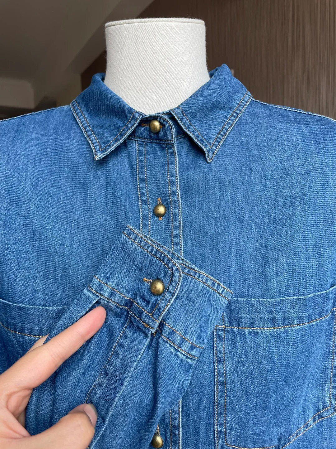 Shirt Collar Neckline Wholesale Women's Casual Vintage Style Solid Color Long Sleeve Pocket Blouses