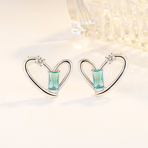 Korean version of exaggerated heart-shaped zircon earrings for women, light luxury and high-end love pink diamond blue diamond earrings earrings jewelry