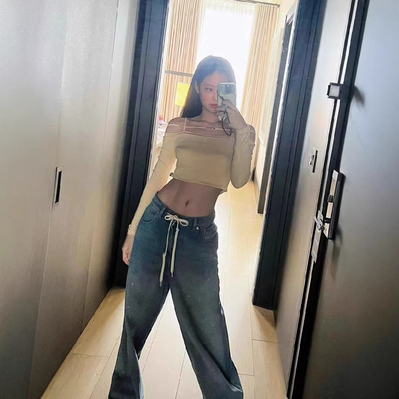 Qc Non-Returnable 2026 Spring New Korean Version Jennie Cai Yilin Same Style Loose Retro Drawstring Jeans Long Pants for Women Qc Non-Returnable 2026 Spring New Korean Version Jennie Cai Yilin Same Style Loose Retro Drawstring Jeans Long Pants for Women