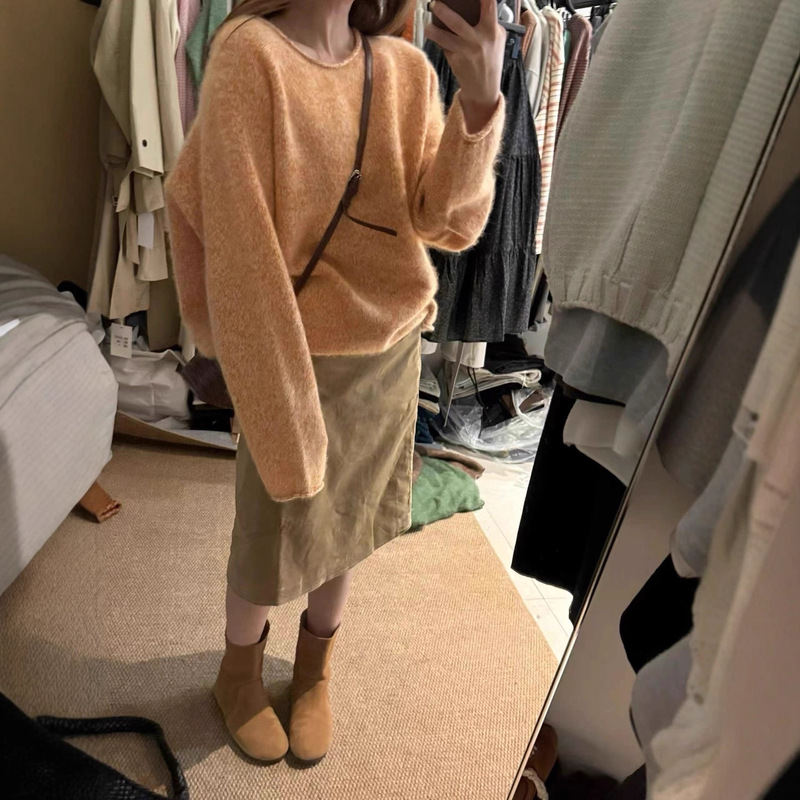 Thickened Orange Floral Yarn Sweater Coat for Women, High-Quality Wool, Korean Style Knit, Autumn and Winter New Thickened Orange Floral Yarn Sweater Coat for Women, High-Quality Wool, Korean Style Knit, Autumn and Winter New