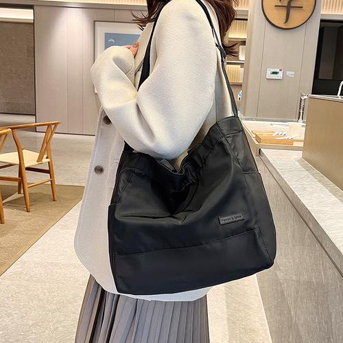 New nylon crossbody women's bag large capacity soft girl shopping portable tote mommy bag student tutoring shoulder bag