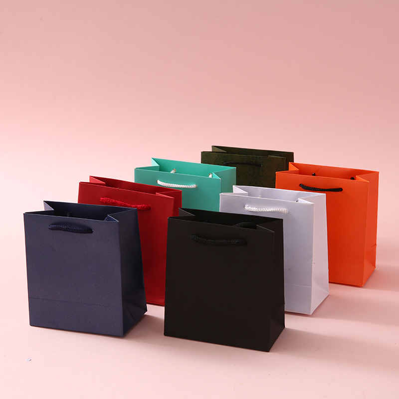Einfacher Stil Einfarbig Papier Ferien Festival Zubehör Für Geschenkverpackungen display picture 1