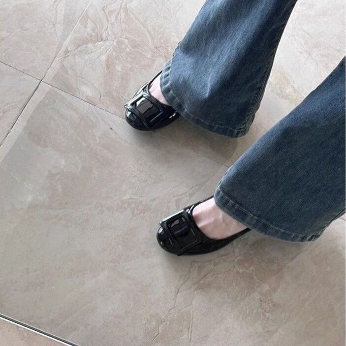 New Nude-Colored Square-Toe Square-Buckle Chunky Heel Shoes for Women, 2025 Summer Gentle Style Shallow Mouth Commuting Soft-Soled Comfortable Shoes New Nude-Colored Square-Toe Square-Buckle Chunky Heel Shoes for Women, 2025 Summer Gentle Style Shallow Mouth Commuting Soft-Soled Comfortable Shoes