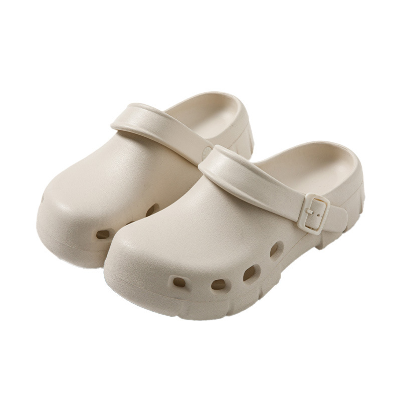 Summer comfortable breathable fashionable beach Crocs-style slippers…