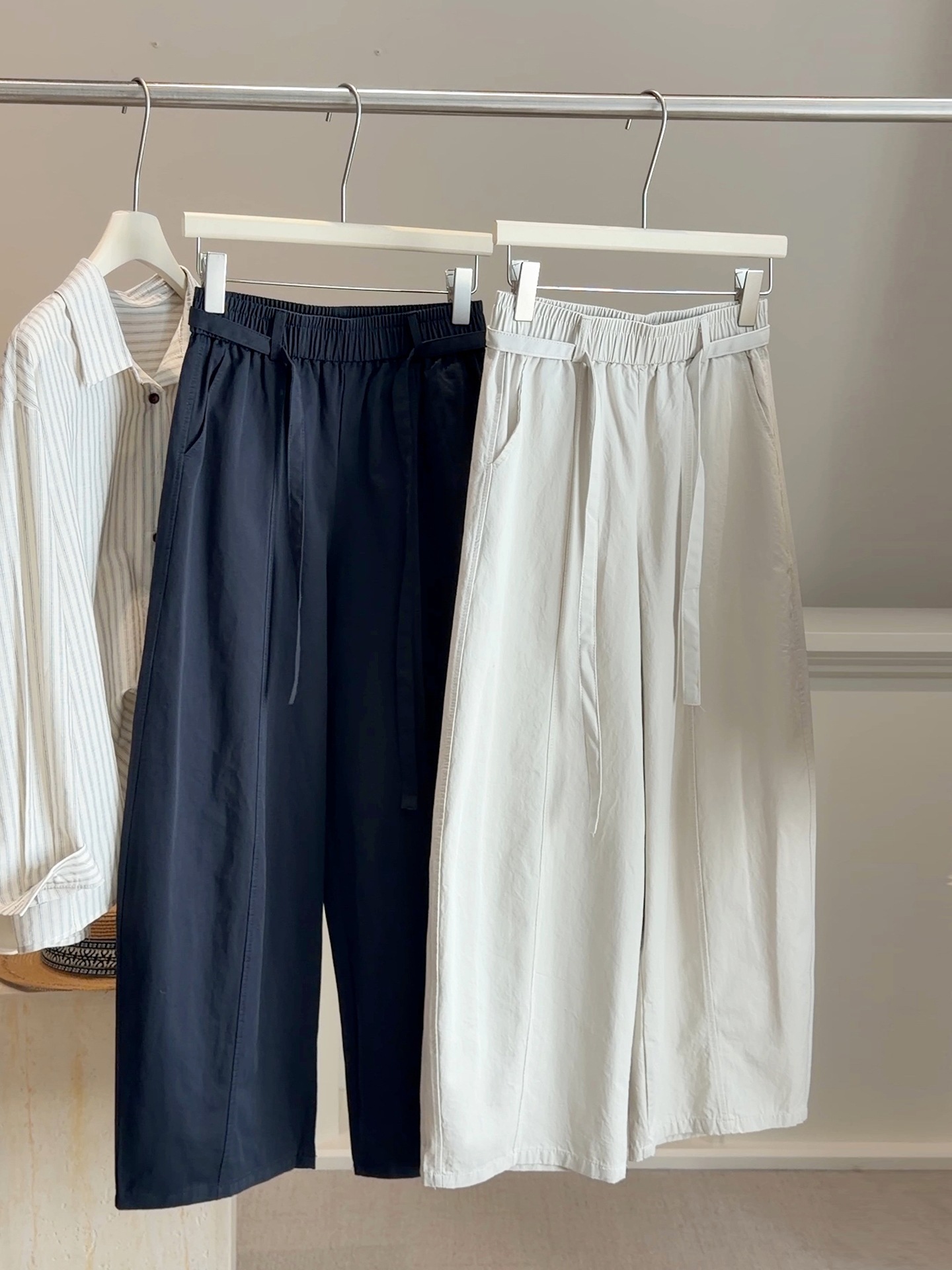 Quần culottes nữ ống rộng dáng suông, chất liệu linen phối sợi tencel mềm mại, dài 9 điểm — Trà sữa màu chi tiết 5