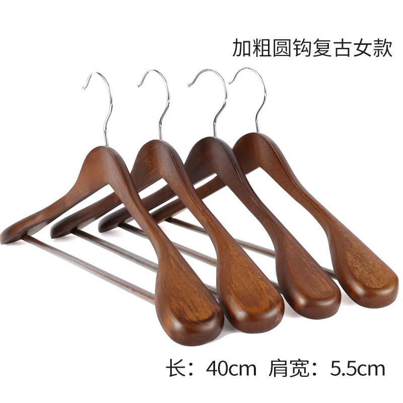 Fábrica al por mayor desarrollo P66 tienda de ropa percha de madera color madera cruda Hotel tienda de ropa percha puesto antideslizante