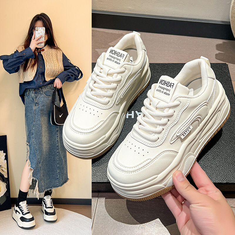 Demi-season fashionable white white sneakers made of soft leather…
