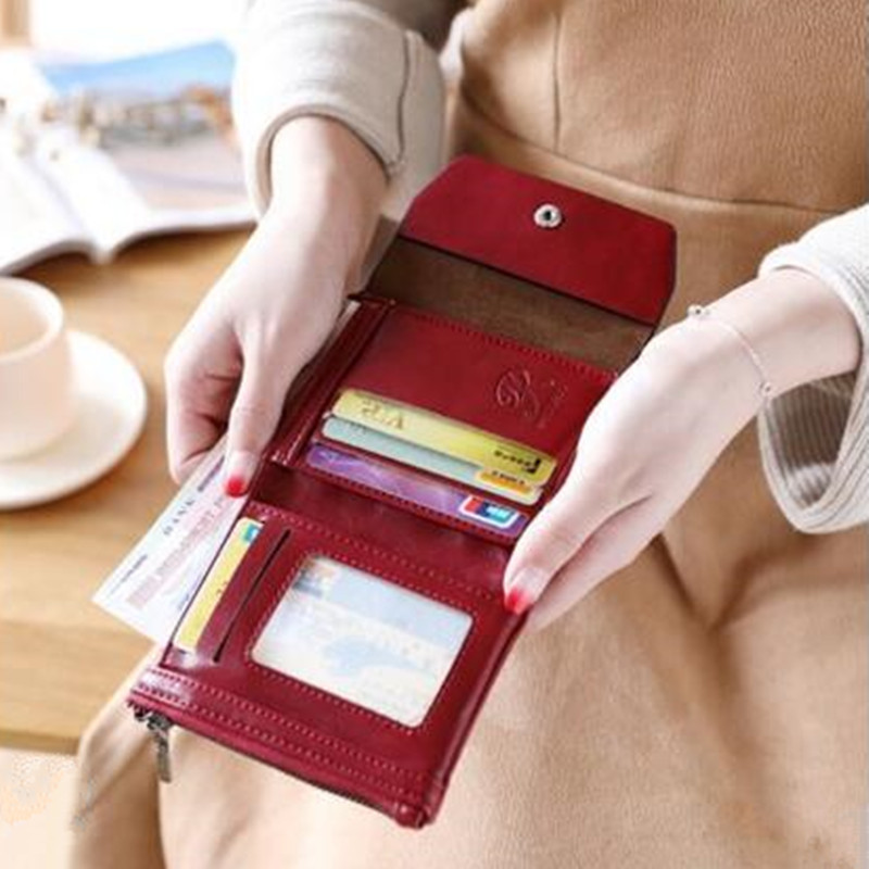 8718811235_744457849