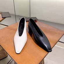 �W��վXJŮЬ26�����º��s�r��ܛС��Ƥ���^�\�����m��ֵ͸���Ь