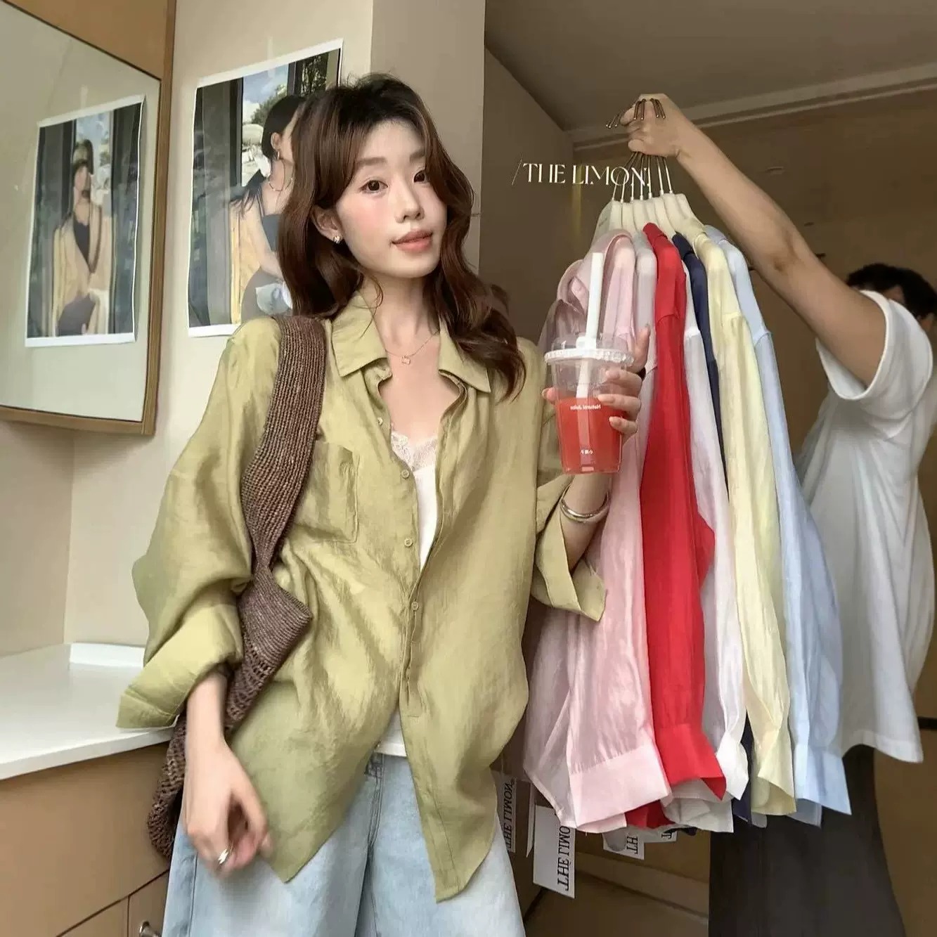 2026夏季新款女士宽松薄荷绿色中长款防晒衣别致洋气显瘦百搭衬衫