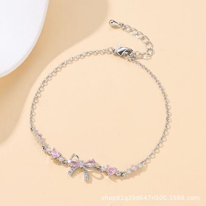 Sweet Bowknot Heart-Shaped Zircon Bracelet for Women, Cute, Light Luxury, Trendy, Unique Design, Niche Design Jewelry Sweet Bowknot Heart-Shaped Zircon Bracelet for Women, Cute, Light Luxury, Trendy, Unique Design, Niche Design Jewelry