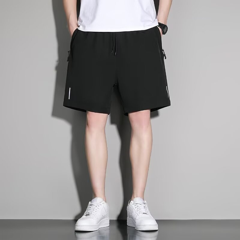 Pantalones de cinco puntos de verano para hombres con una sensación de hielo delgada secado rápido y transpirable, pantalones cortos deportivos de baloncesto casuales de tamaño grande