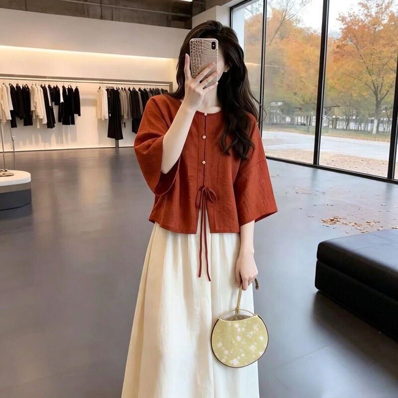 New Chinese-style literary and artistic women's clothing set, summer new fashion outfit, loose and slimming, perfect for petite figures, a stunning little set New Chinese-style literary and artistic women's clothing set, summer new fashion outfit, loose and slimming, perfect for petite figures, a stunning little set