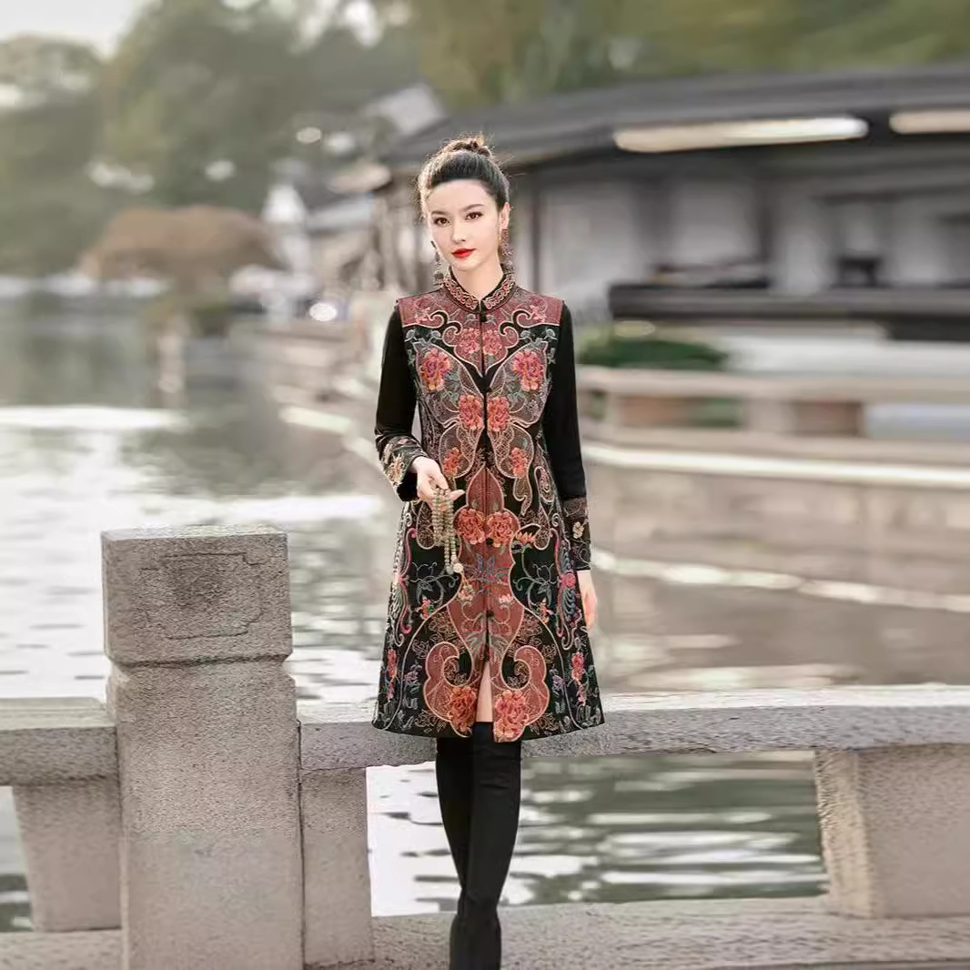秋冬新款民族风女装中式复古重工刺绣花中长款马甲外套国风马夹女