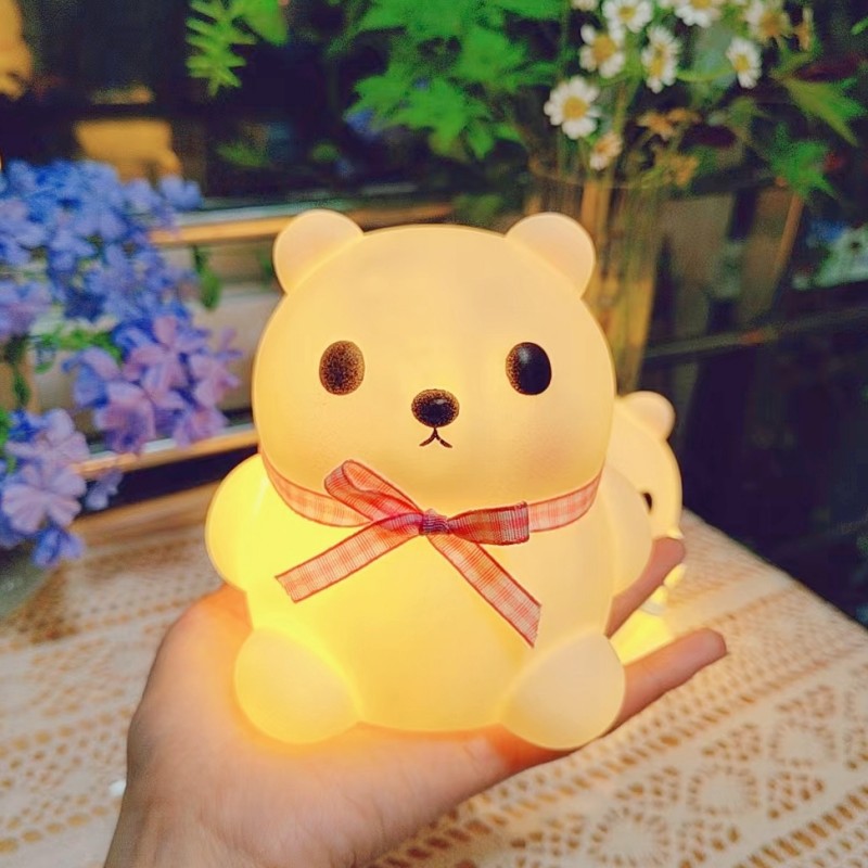 人気急上昇中!光るおもちゃ卸売、夜市屋台小物、子供用ナイトライト、幼稚園誕生日プレゼント