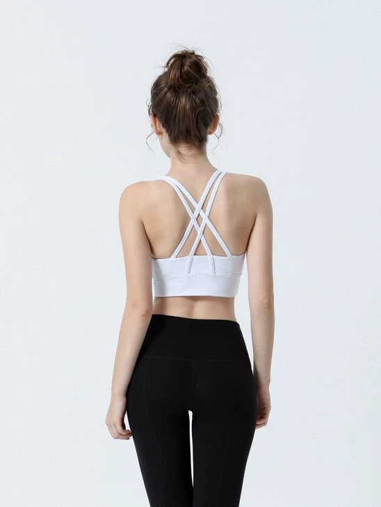 Shockproof yoga clothing, supporting sports bra, breathable summer top with cups, for running
