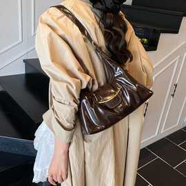 褶皱腋下包女包2025新款小众设计百搭单肩包时尚腋下包秋冬新品