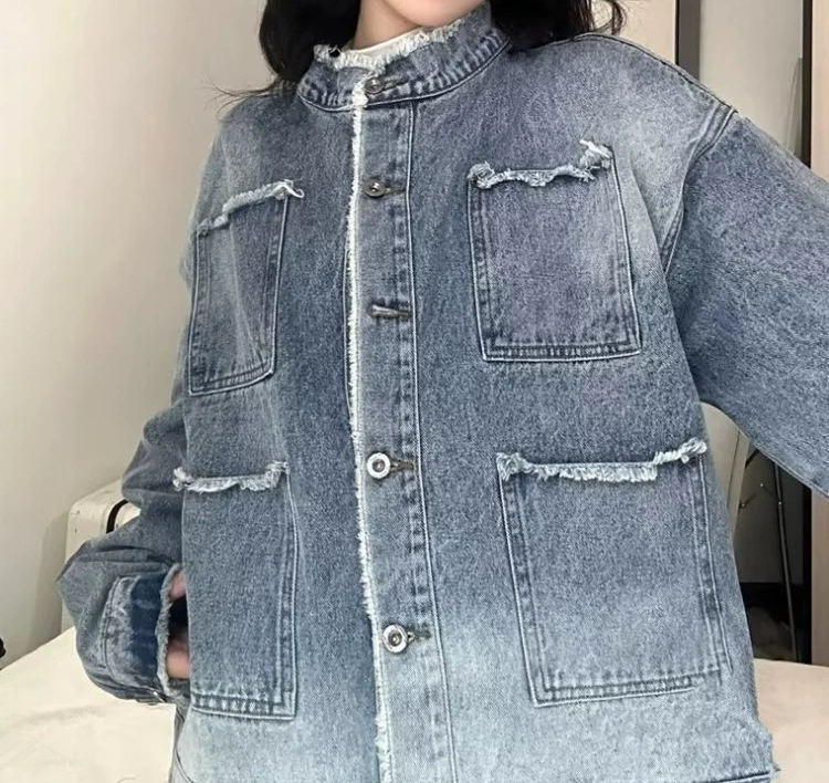 Куртка в стиле Америки с декоративной ретро- Denim осень, тренд сезона в полоску