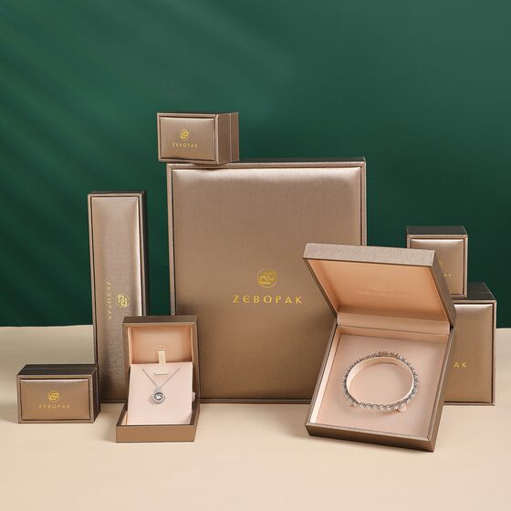 Factory wholesale jewelry box PU leather ring box earring pendant necklace packaging box bracelet jewelry box jewelry box