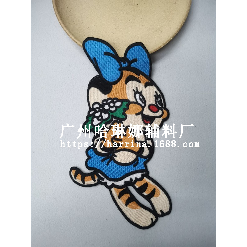 2022 summer new products in stock blue bow hug flower tiger cloth…
