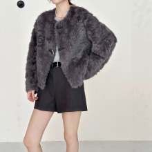 跨境仿湖羊毛仿皮草麂皮绒圆领木角扣单排扣皮毛一体环保貂外套女
