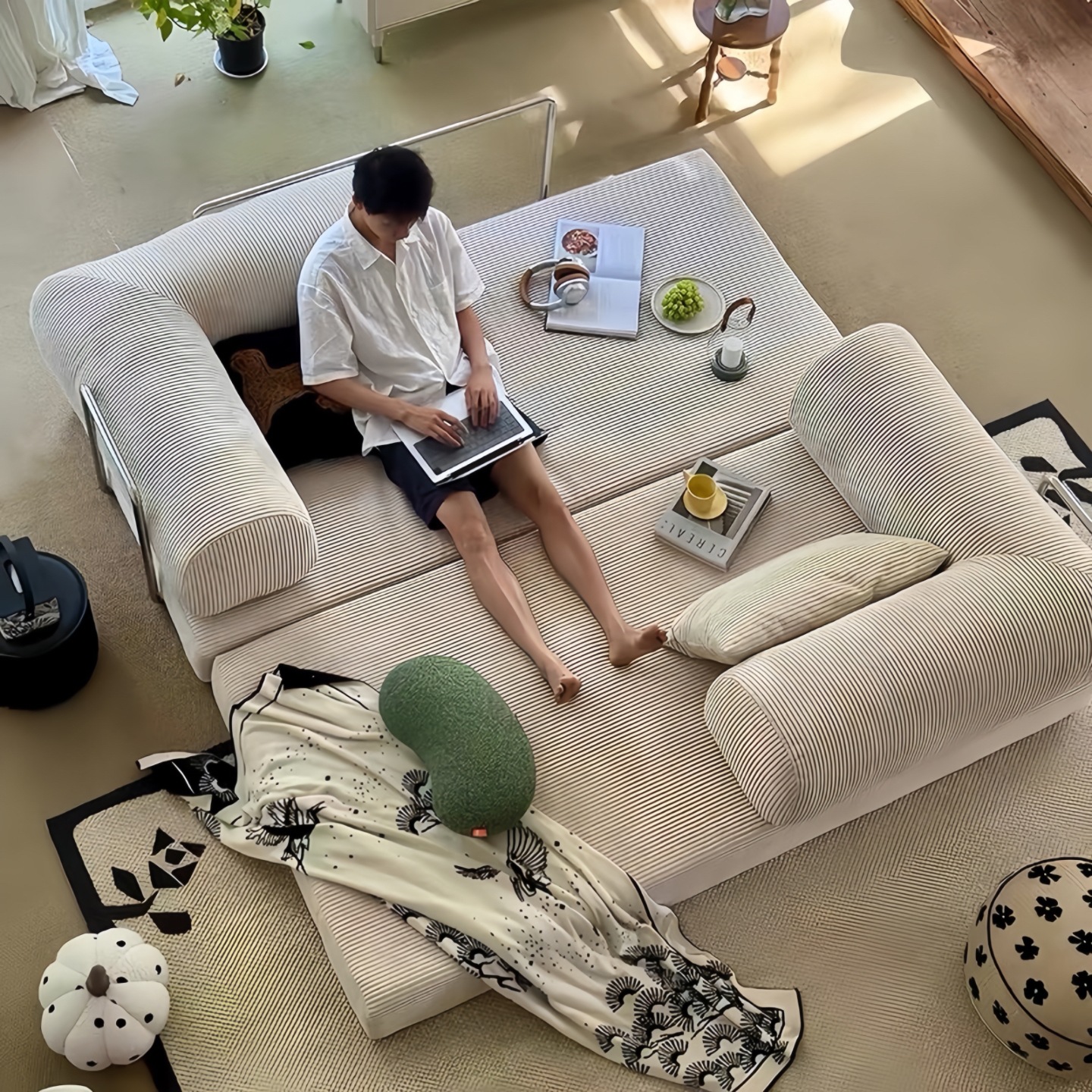 Movable and Foldable Mid-Century Style Retro Sofa Bed Simple Compression Sofa Combination Living Room Small Apartment Dual Use