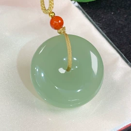 玉器工艺品;翡翠项饰;金属工艺品