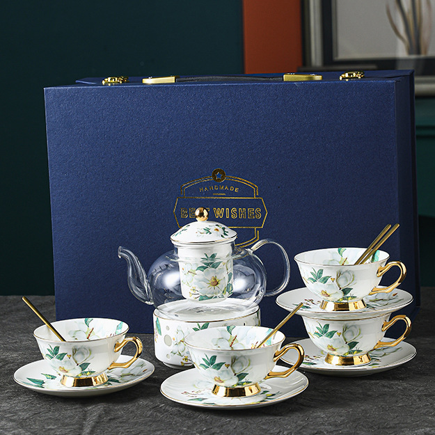 Juego de tazas de café de estilo europeo cuidadosamente seleccionado Taza de té de flores de porcelana de hueso Taza de té negro inglés para el hogar de cerámica Juego de té de la tarde