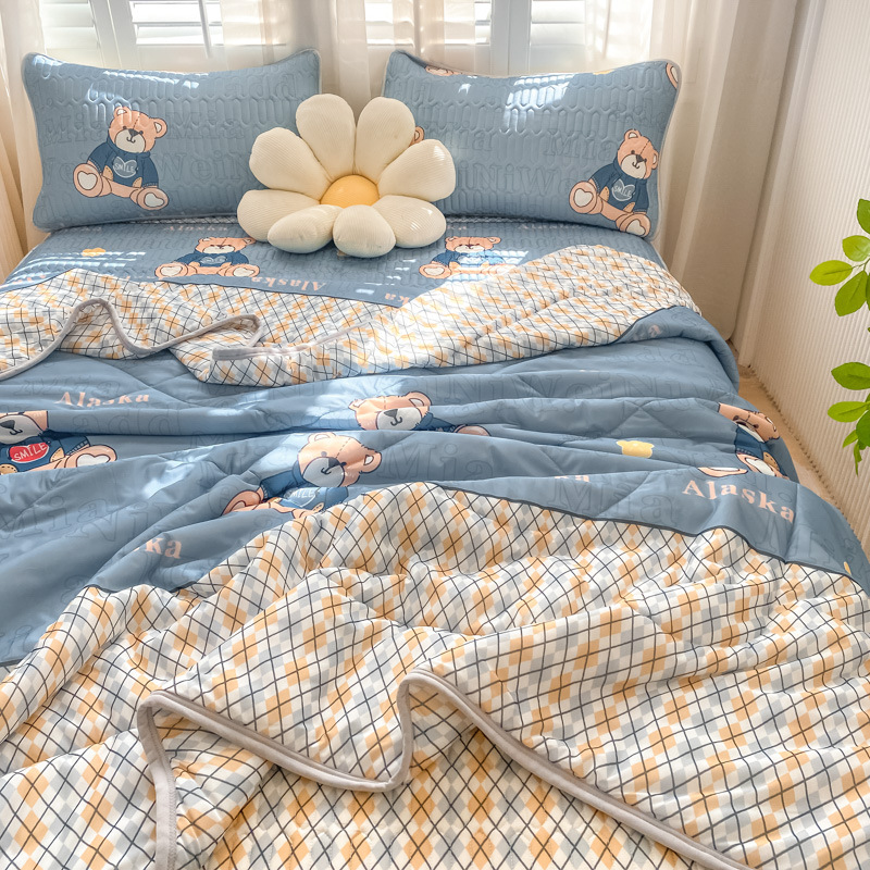 Juego de cuatro piezas de seda de hielo de verano, edredón fresco de verano, nuevo juego de cama de sábanas de látex de verano 2025