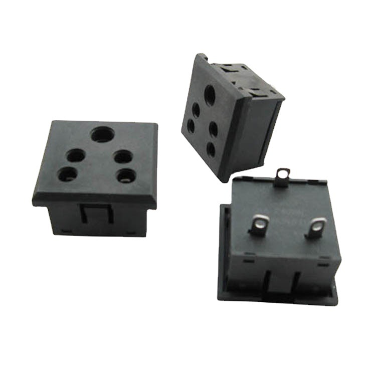 yuadon供应小南非电源插座 大南非插座 5孔卡式插座 电工工业插座