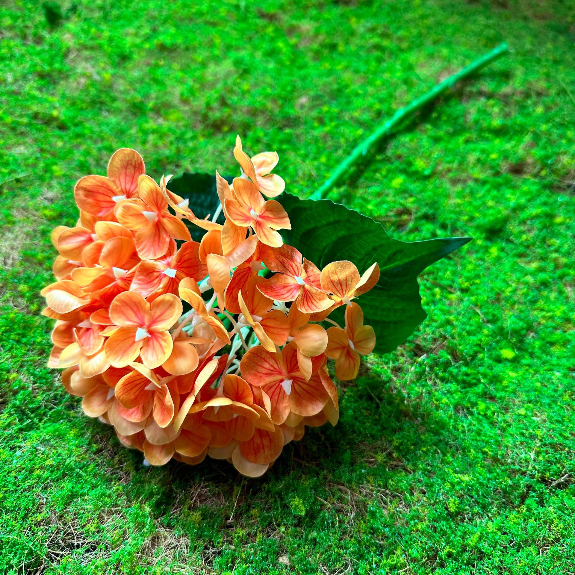 Hortensia simulada, flor simulada, sensación, ramo hidratante, evento de boda, accesorios de fotografía, decoración de ventana de sala de estar