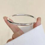 四叶草银手镯女9999纯银素圈闭口实心年轻款足银镯子送女朋友礼物