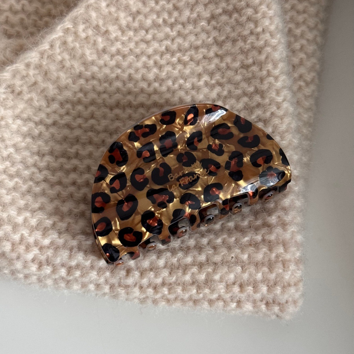 Leopardo acético clip de agarre de alta sensación de cabeza de mujer mitad de cabello pequeño clip de agarre clip de tiburón clip de cabello de lujo ligero accesorios para el cabello