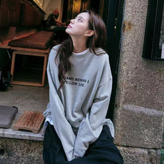 【现】SPE*LL2025年秋季新品剪裁袖卫衣复古字母印花棉质长袖女
