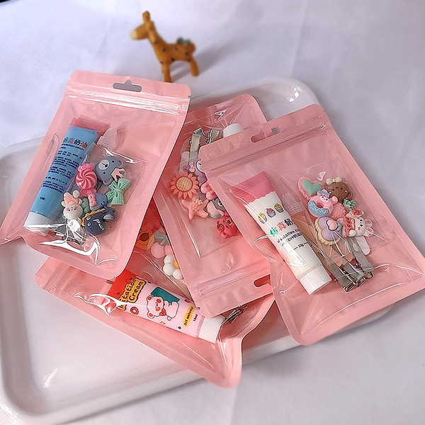 Cream hairgrip