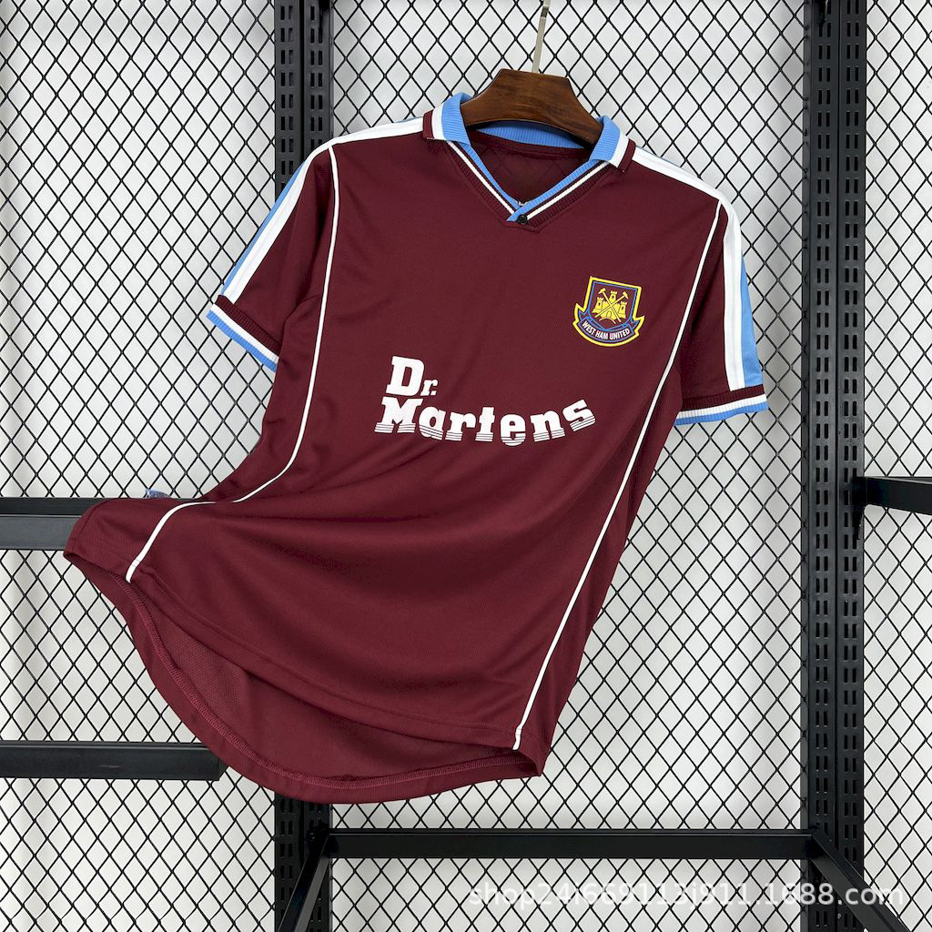 99-01 웨스트햄 홈코트