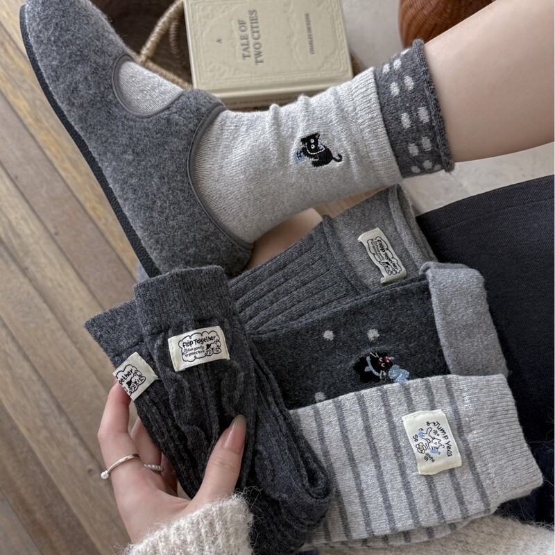 Warm Gray Wool Socks for Women, Mid-Calf Socks for Autumn and Winter, Thickened Ins Trendy Korean Style Striped Fabric Label Long Socks