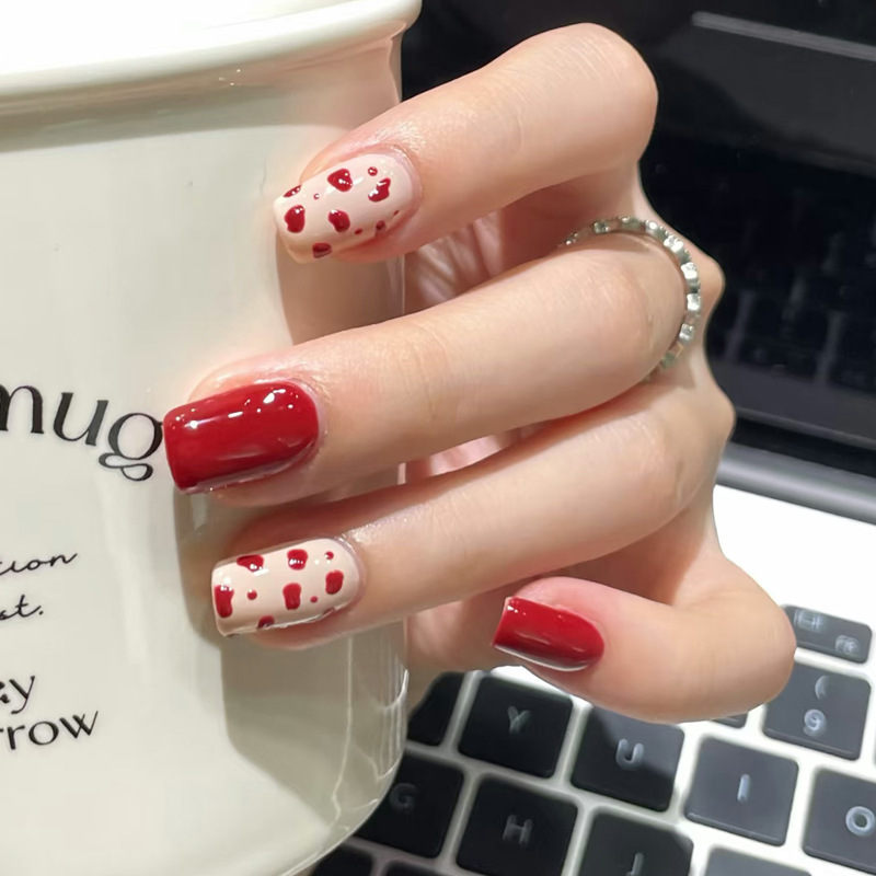 Wearable Short Finished Nail Art with Red and Pink Heart Polka Dots, Valentine's Day Exquisite Pure Lust Style Nail Patches, Removable