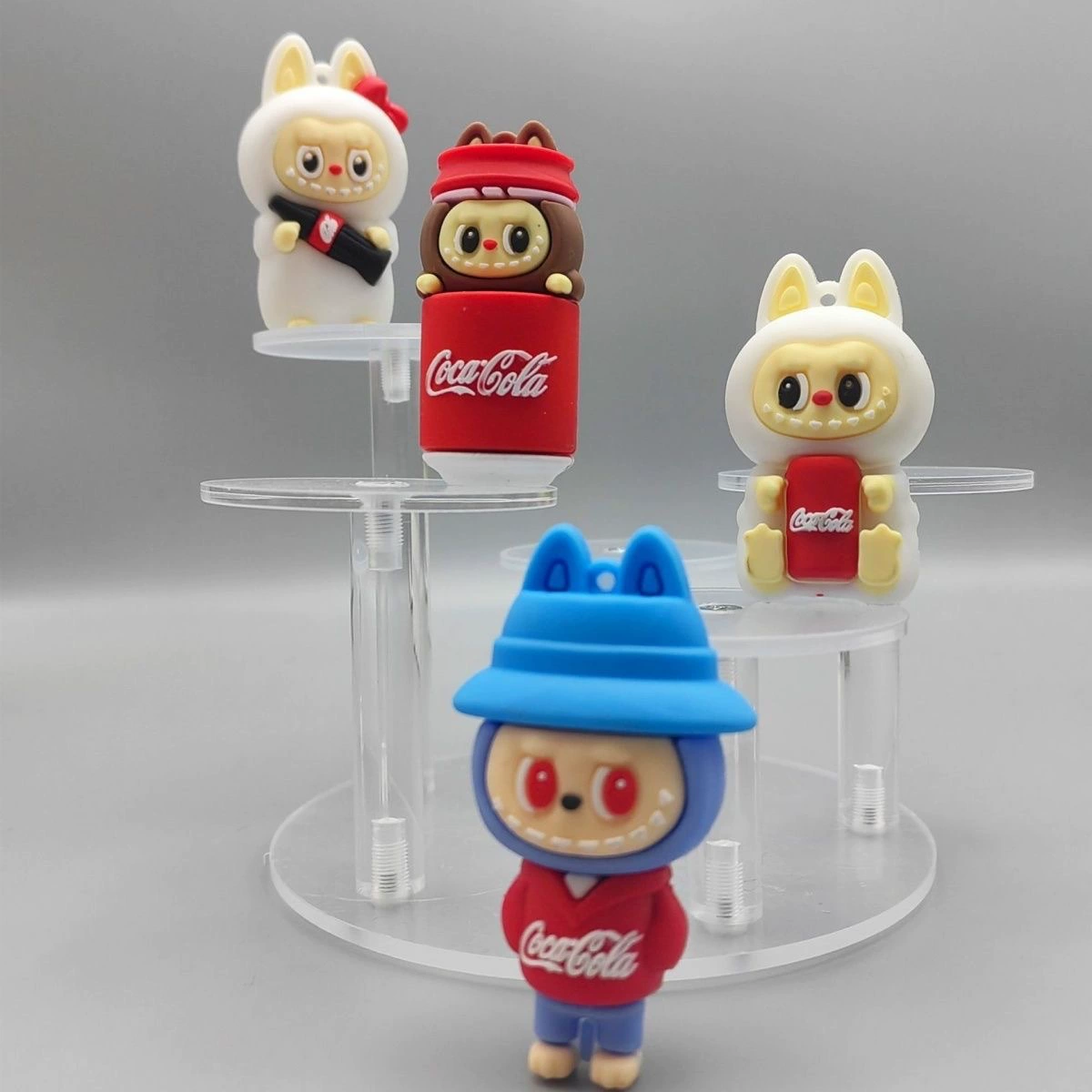 Кросс-бордерный плюшевый брелок из ПВХ с мультяшным дизайном, маленькая овечка из смолы, подвеска для рюкзака или ключей от машины