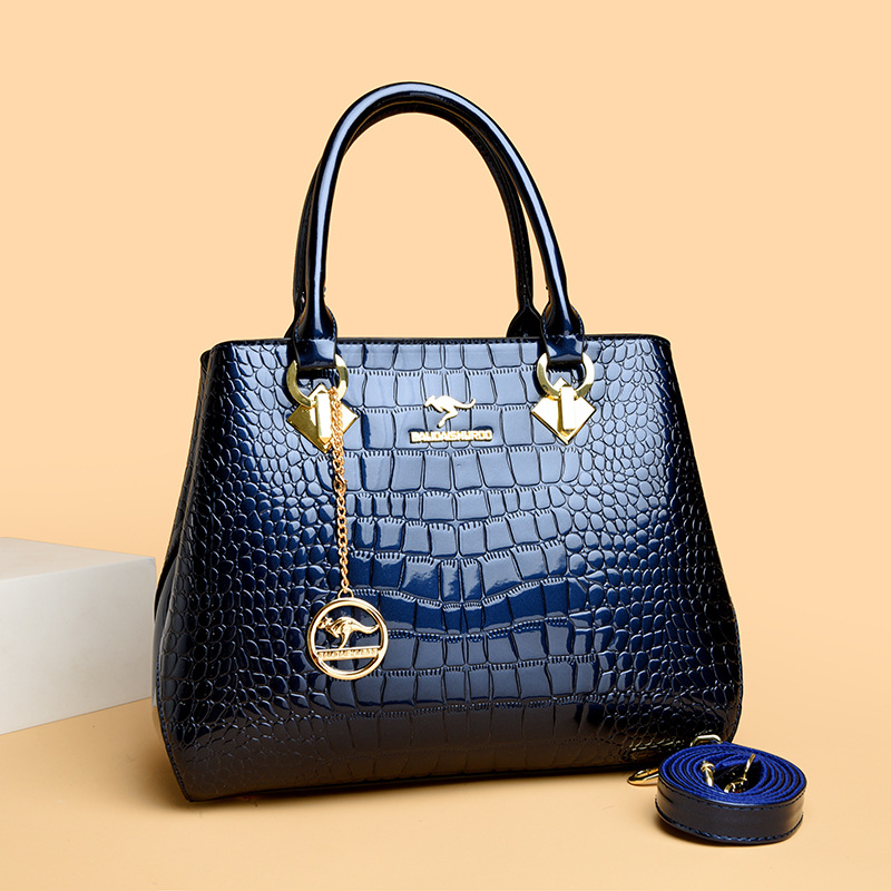 Ladies Retro Shoulder Bag Large Capacity Patent Leather Handbag_voghion.com