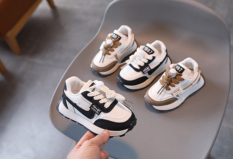 Comfortabele ademende canvas sneakers voor peuters en baby's_voghion.com