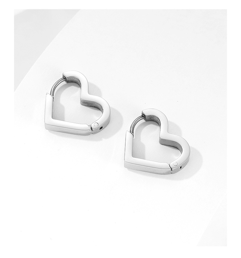 Pendientes De Acero Inoxidable Con Forma De Corazón Simple De Nueva Moda display picture 1