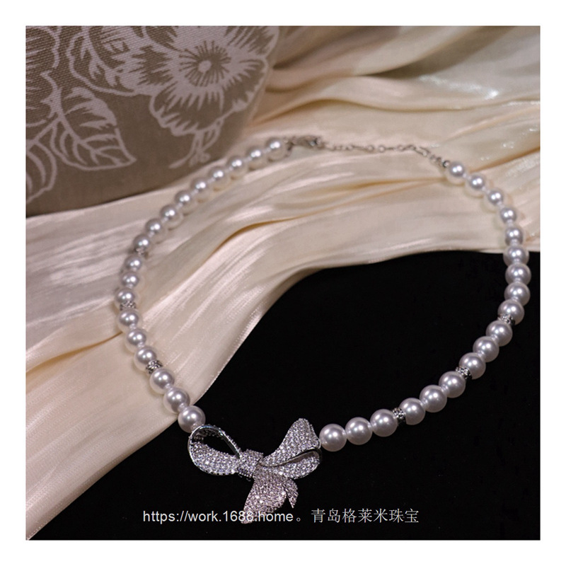 Elegant retro trend fashionable necklace with zircon with bow from…