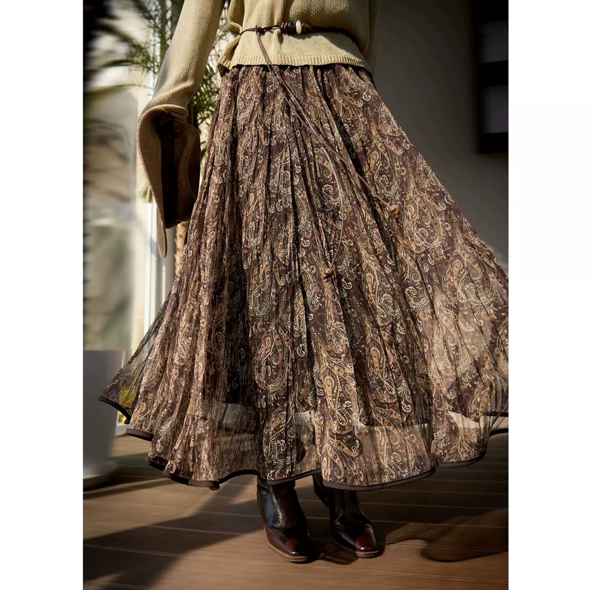 26春夏巴塞光影伞裙 度假风高腰佩斯利花纹压褶大摆半身裙25857