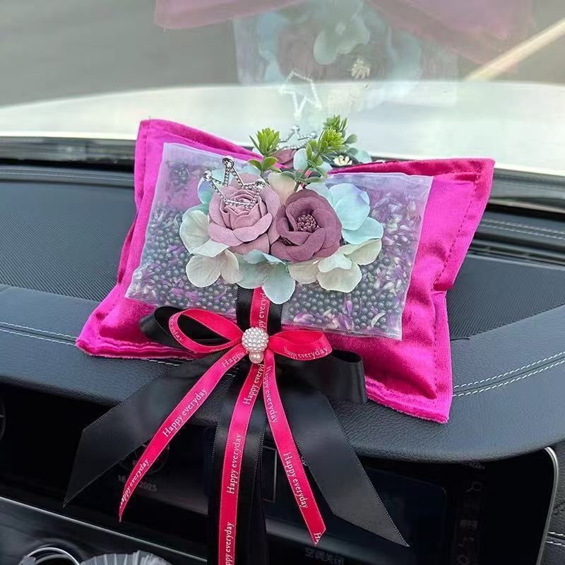 Car Interior Decoration with Dried Flowers and Bamboo Charcoal Bag, Dual-Use for Car and Home, Odor Removal and Formaldehyde Removal Ornament
