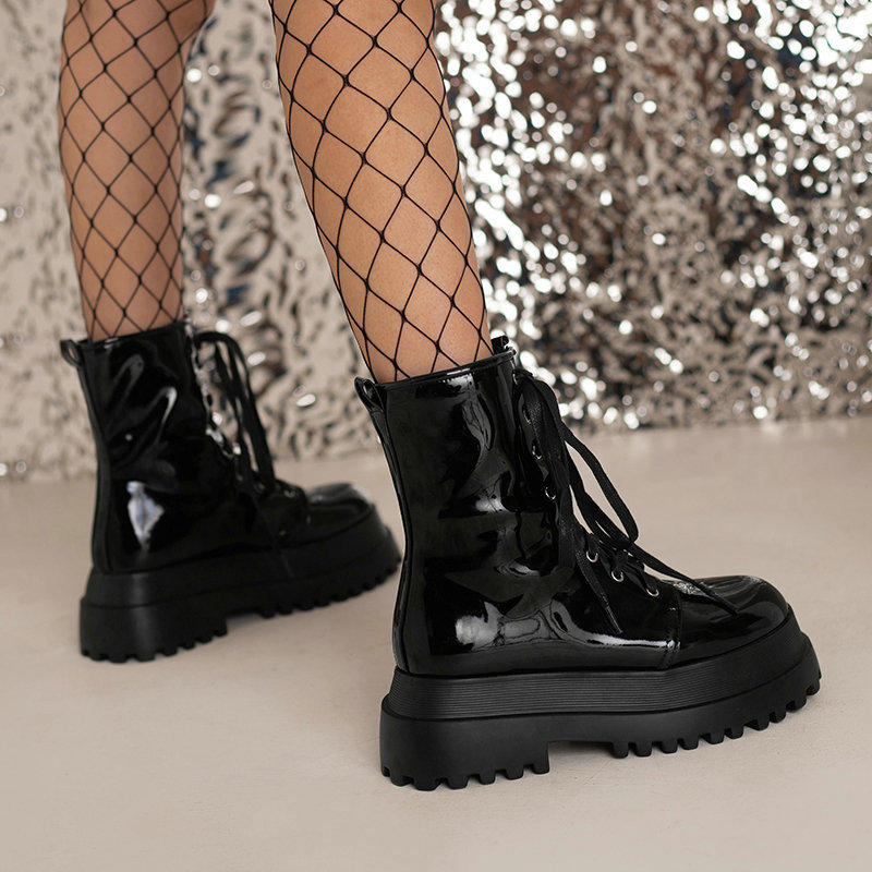 20221008 火美人鞋业-25819 (24).jpg?x-oss-process=image/format,png