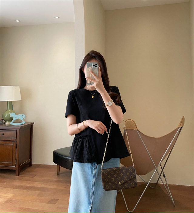 Design sense: Unconventional irregular hollowed-out embroidery patchwork hem, loose short-sleeved T-shirt for women, Spring/Summer 2025 G032206 pic 12