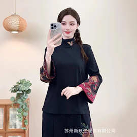 2025冬季款民族风休闲套头刺绣打底衫女高领加厚复古喇叭袖T恤衫