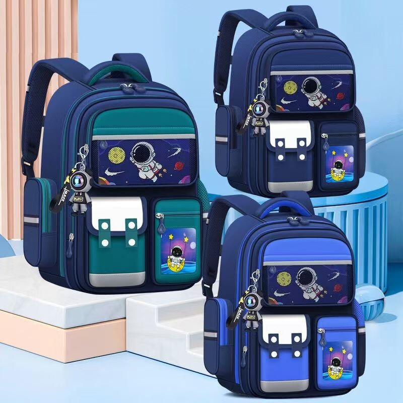New Astronaut Children's Schoolbag for Boys in Grades One to Three to Six, New Lightweight Spine-Protecting Backpack for Primary School Students New Astronaut Children's Schoolbag for Boys in Grades One to Three to Six, New Lightweight Spine-Protecting Backpack for Primary School Students